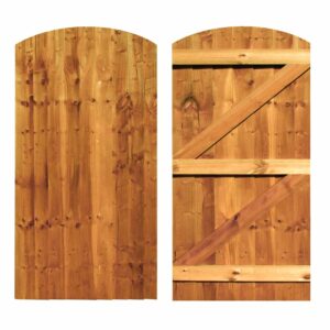 Domed featheredge entry gate in golden larch